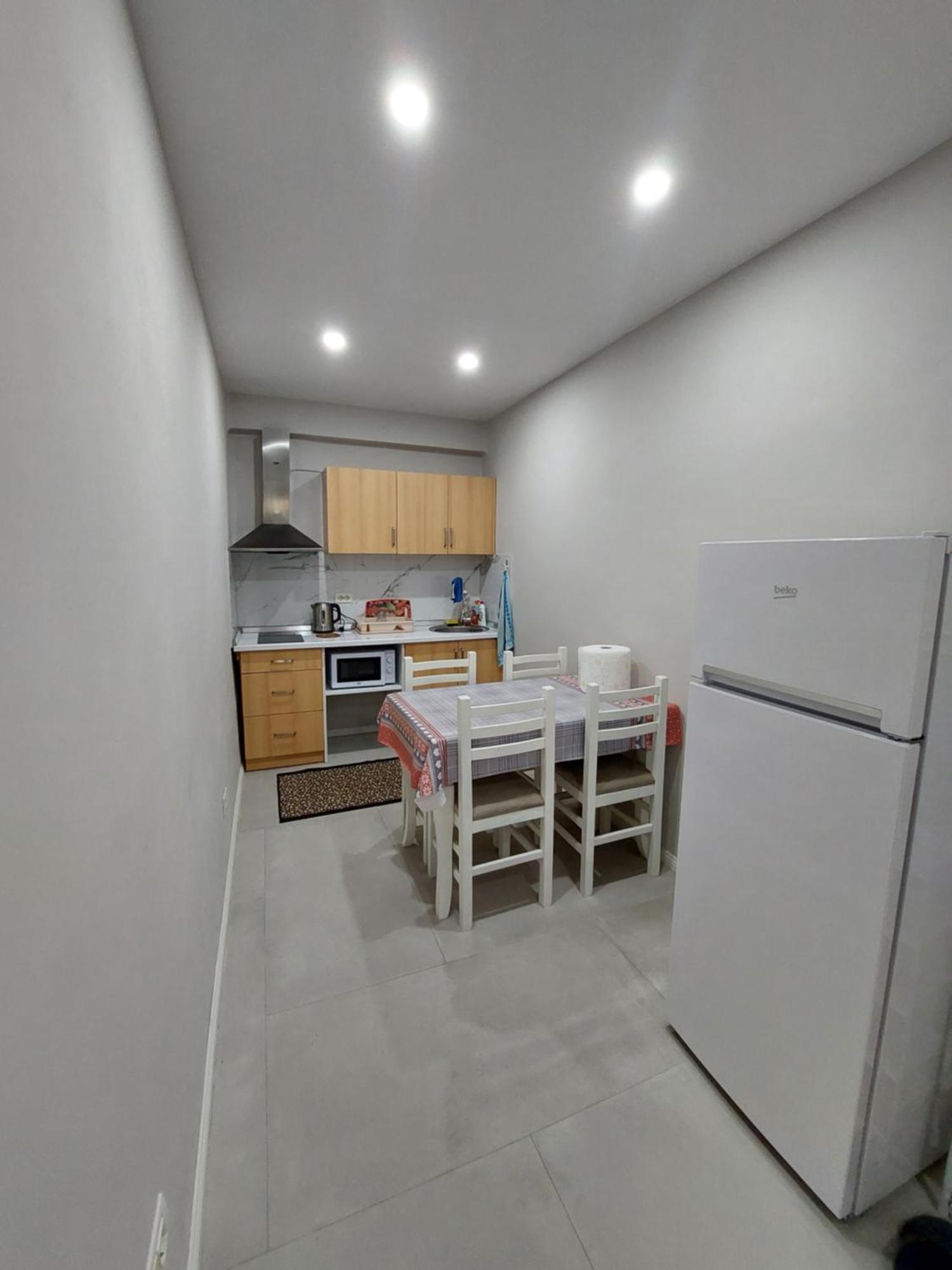 Tirana City Center Apartment Esterno foto